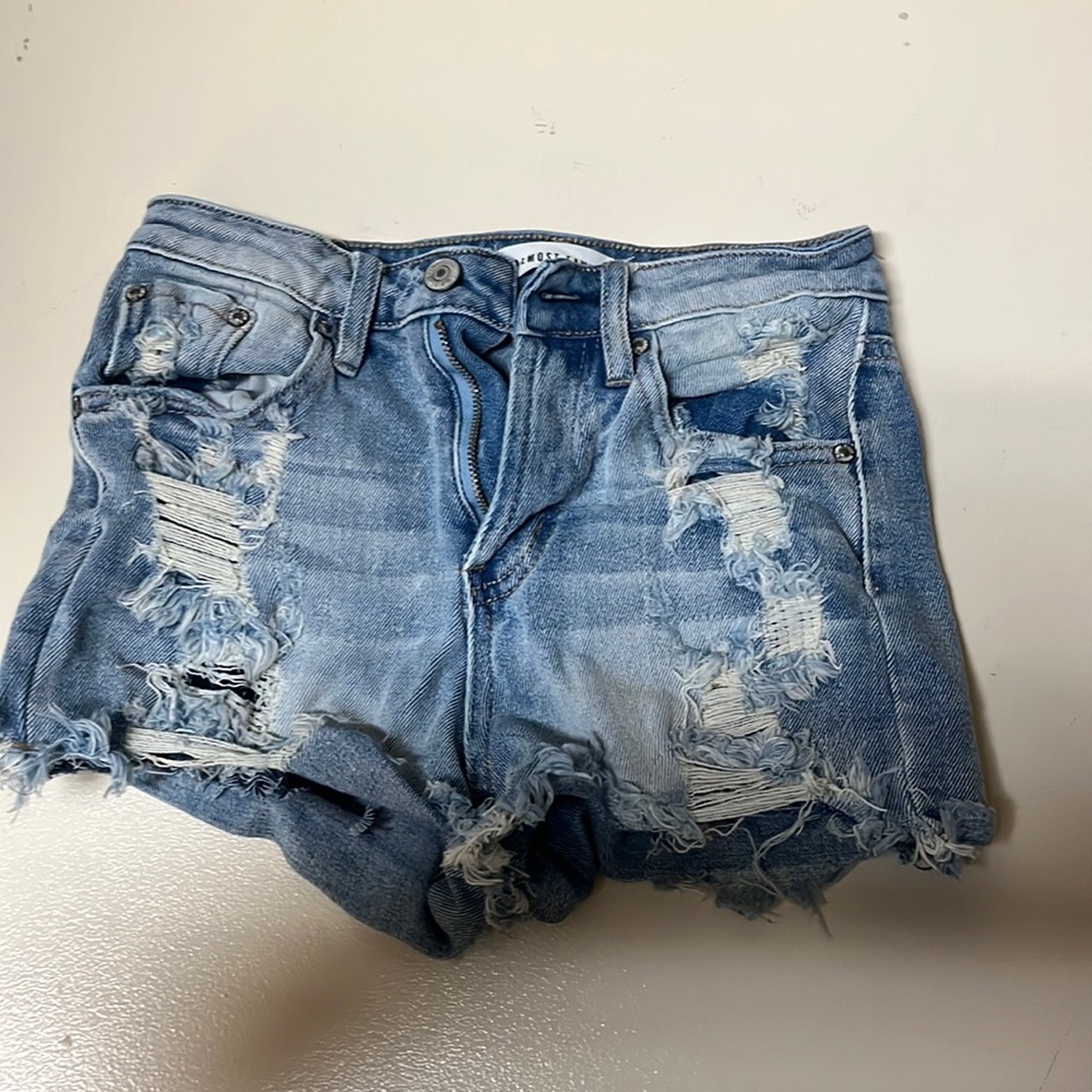 Almost Famous women’s Jean shorts